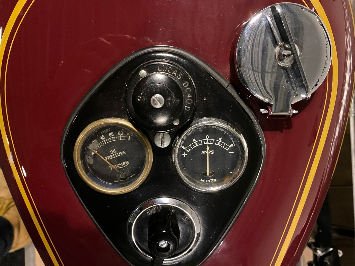 1947 Speed Twin met zijspan €16950